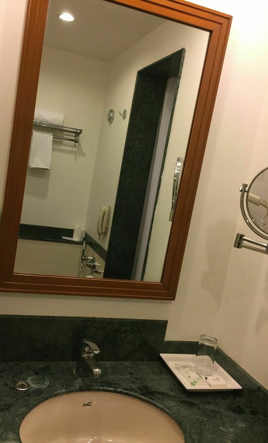 Lemon Tree Hotel Hinjewadi Pune Hinjawadi Zewnętrze zdjęcie